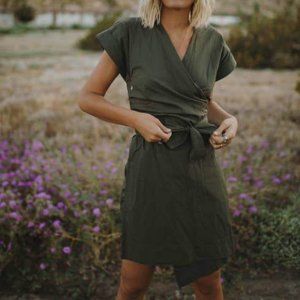 NWT ISPR x Tezza TERRARIUM MOSS WRAP MIDI DRESS xs